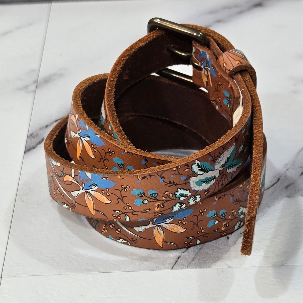 GAP Womens Medium Brown Leather Belt Ditsy Floral Vachetta Brass Buckle Skinny - Picture 2 of 8